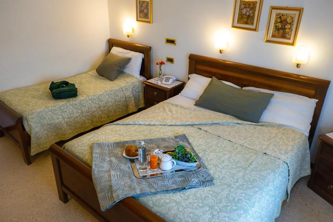 Hotel Da Gigi Santo Stino di Livenza 3*,  Italy
